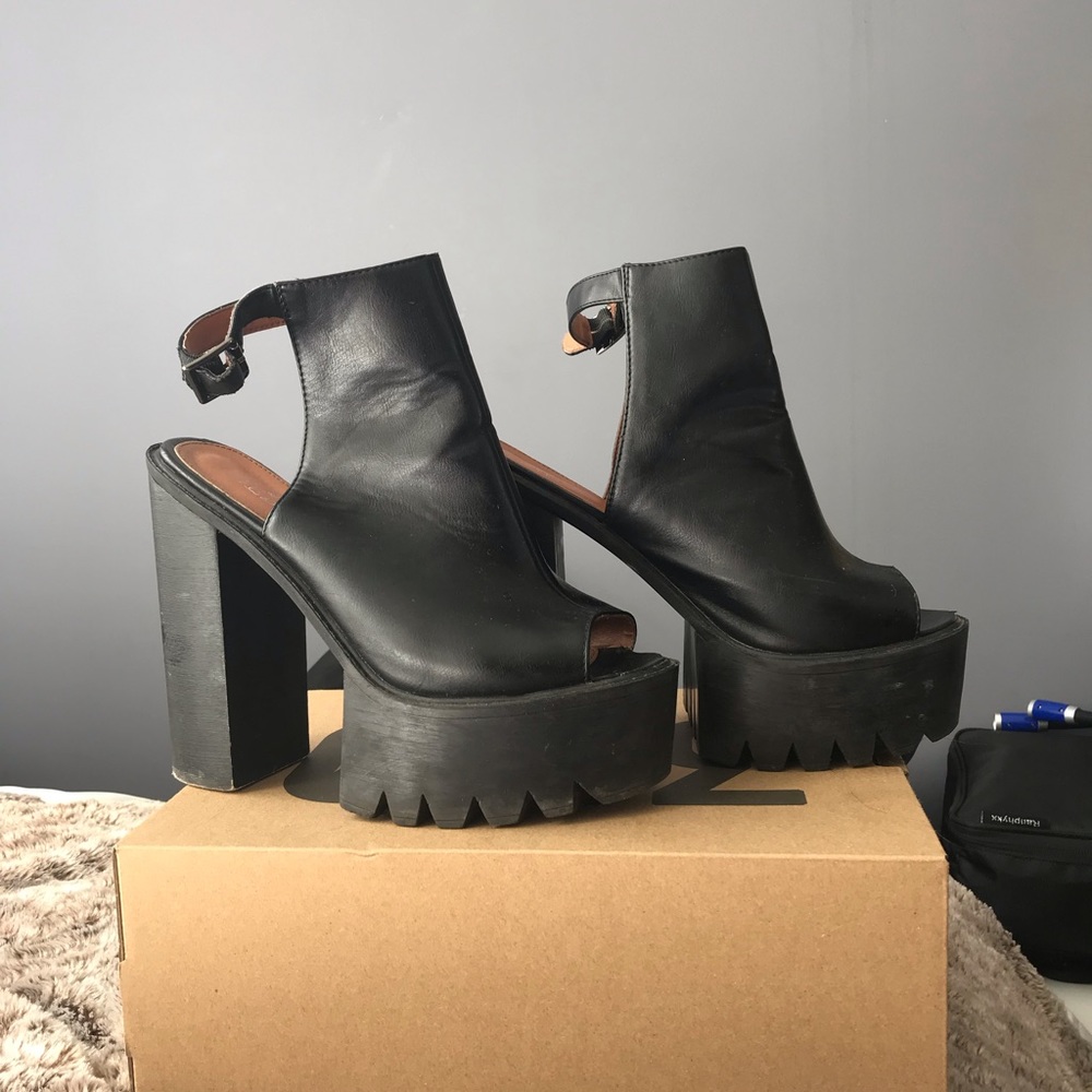 Peep Toe Black Platform Heels